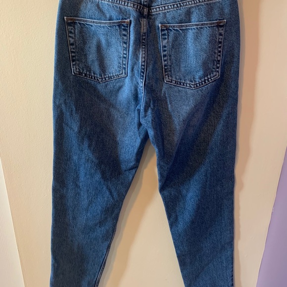 Urban Outfitters BDG Mom Medium Wash Jeans-26 - Picture 4 of 8